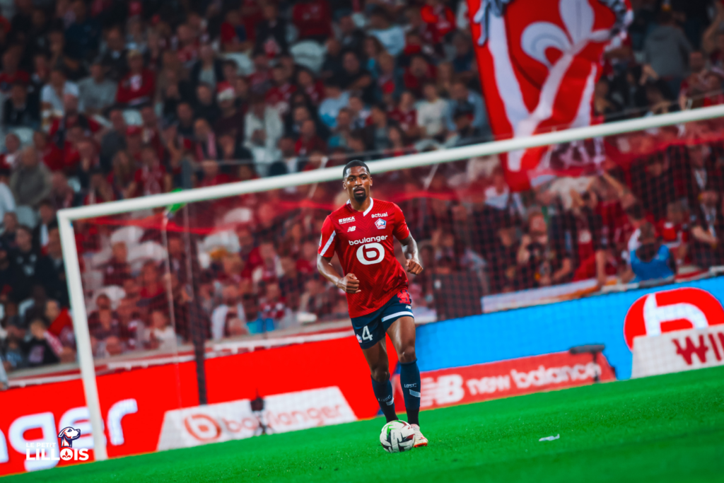 Alexandre Lacazette : L'Incontournable Pilier de l'Olympique de Lyon en Ligue 1 et Europa League