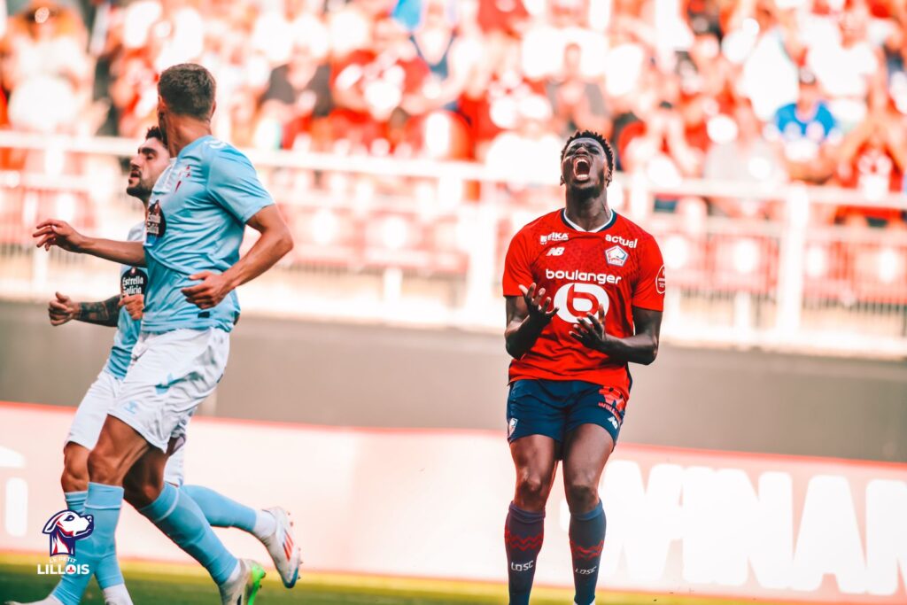 Mohamed Bayo : Surmonter les Défis du Prêt à Royal Antwerp