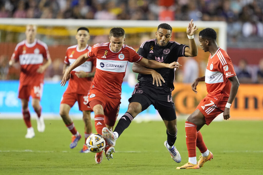 Arnaud Souquet quitte le Chicago Fire FC : retour sur un chapitre décevant